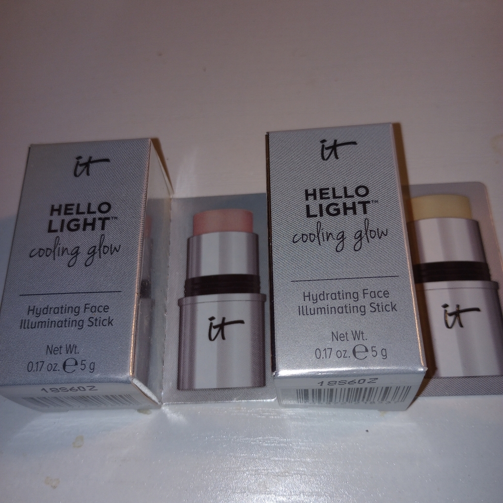 It cosmetics illuminating stick